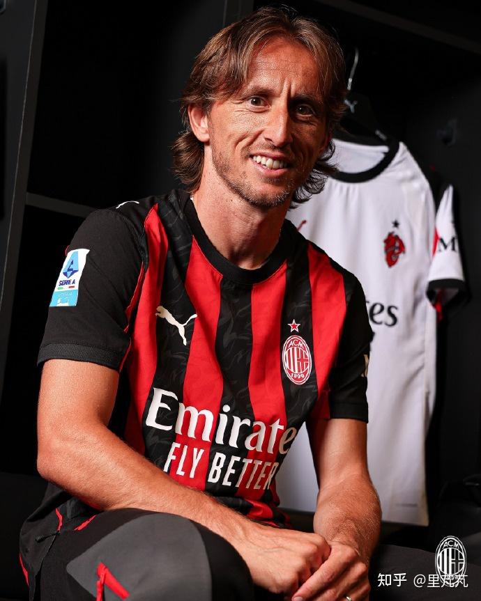 官方：巴西国家队补招诺丁汉森林门将约翰-维克托