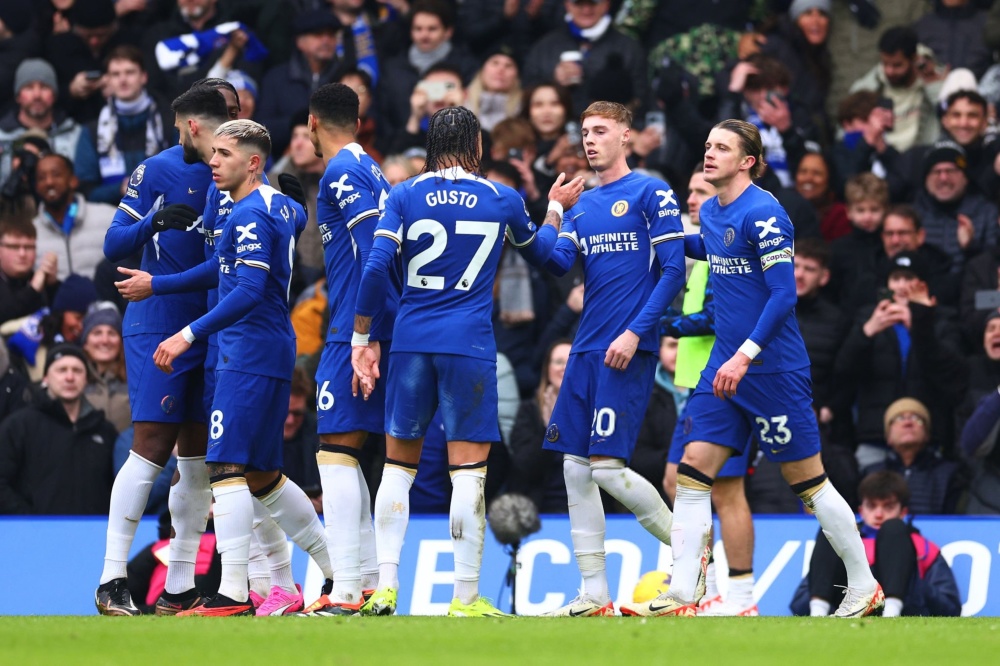 爱德华兹44分创赛季得分新高，单节19分+准绝平拯救球队